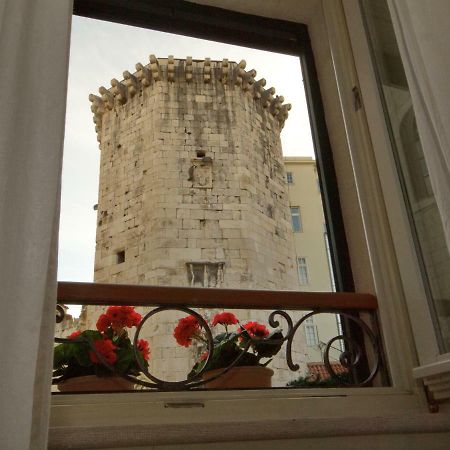 Stone Pearl Heritage Luxury Suite سبليت المظهر الخارجي الصورة