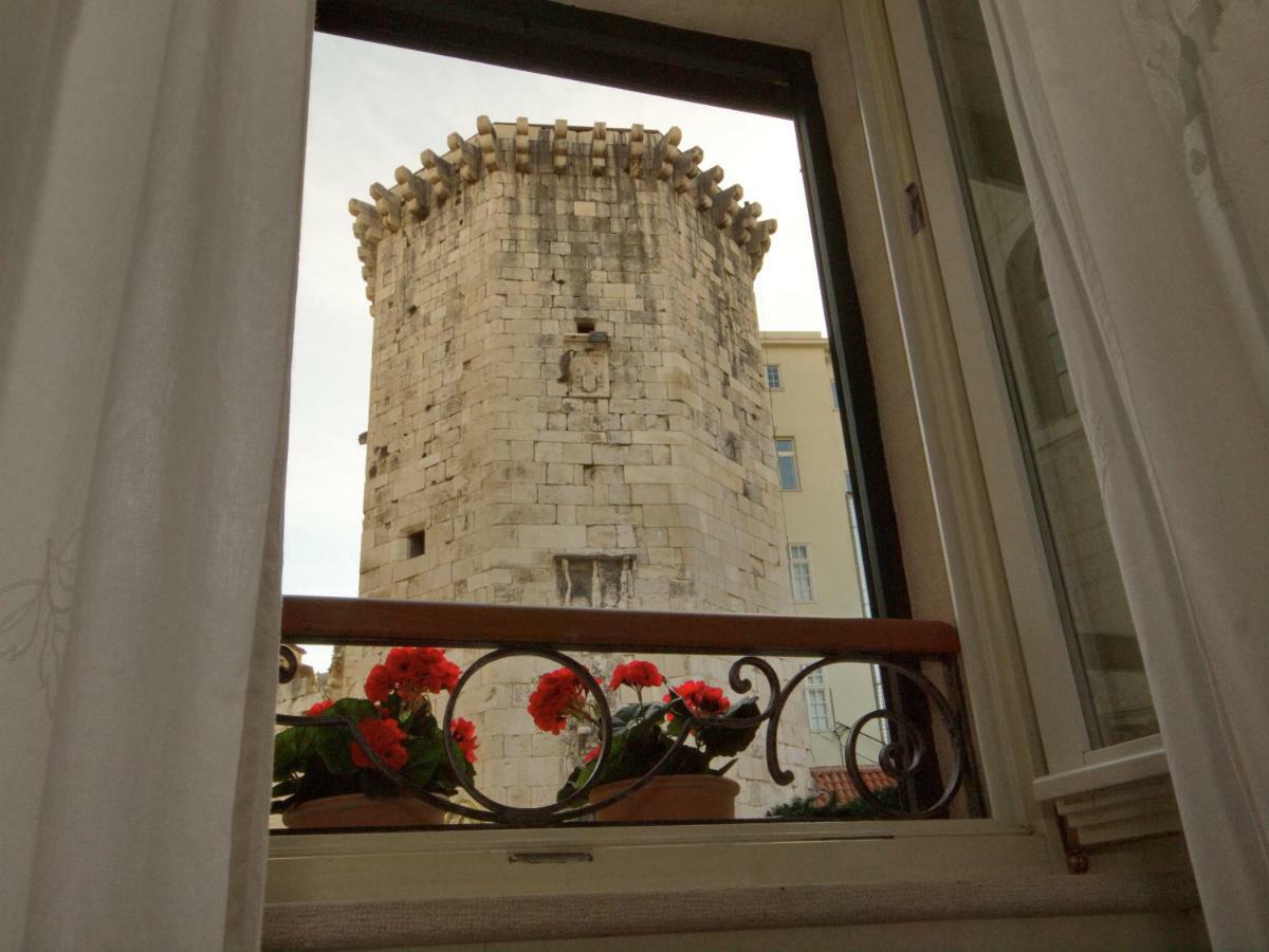 Stone Pearl Heritage Luxury Suite سبليت المظهر الخارجي الصورة